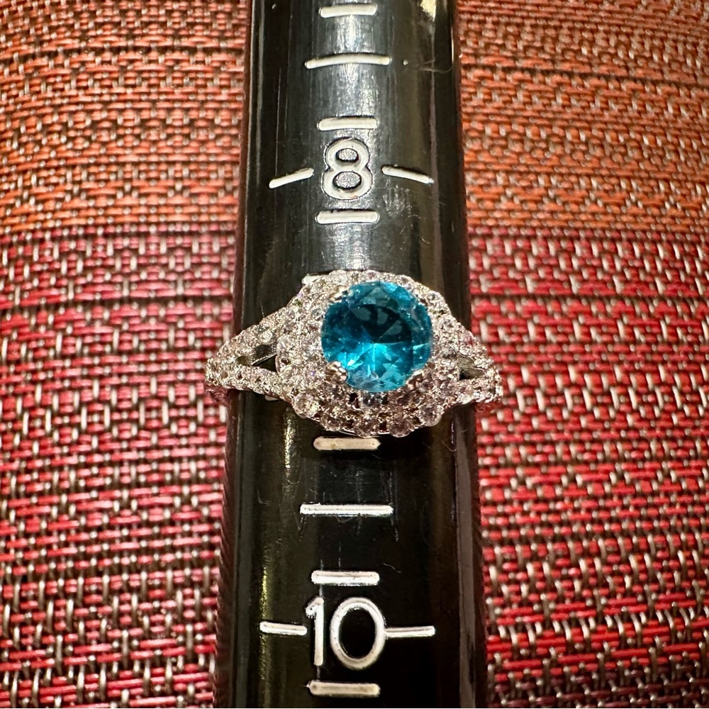 Fragrant Jewels Silver Ring with Teal Gem